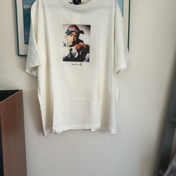 NWT Tupac Shakur loose fit 100% cotton tee xxl - Picture 2 of 5